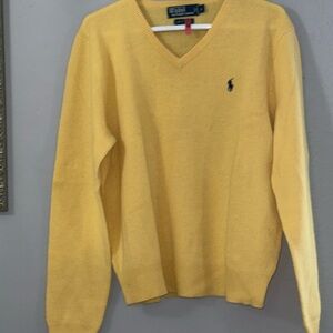 Polo by Ralph Lauren 100% lambs wool